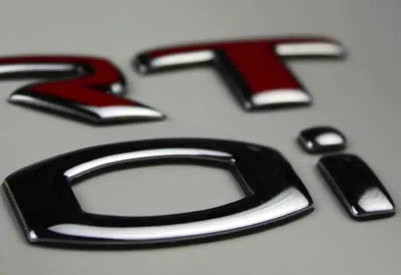 stampa-3d-etichette-per-bottiglie-barattoli